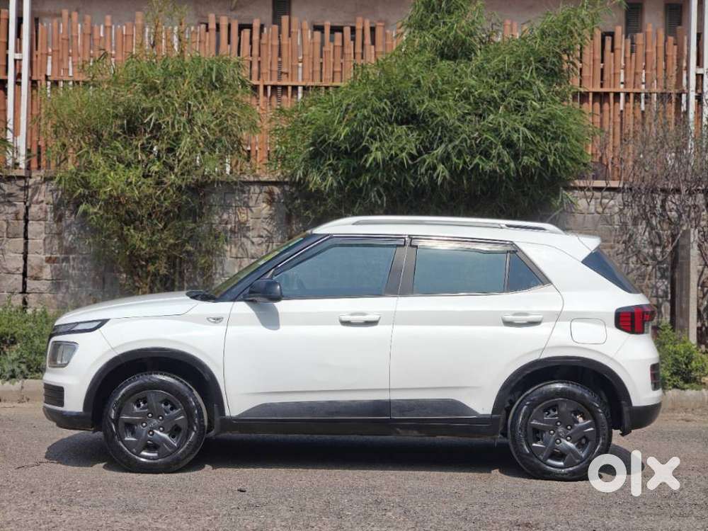 Hyundai Venue E 1.2 Petrol, 2023, Petrol