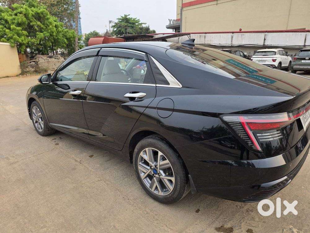 Hyundai Verna 1.5 Sx (o) Vtvt, 2024, Petrol