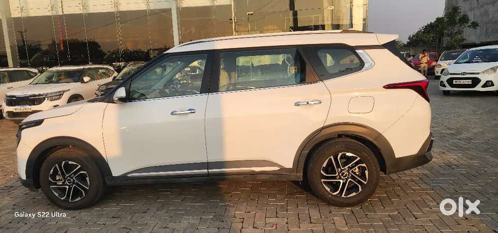 Kia Carens 2024 Diesel 7986 Km Driven