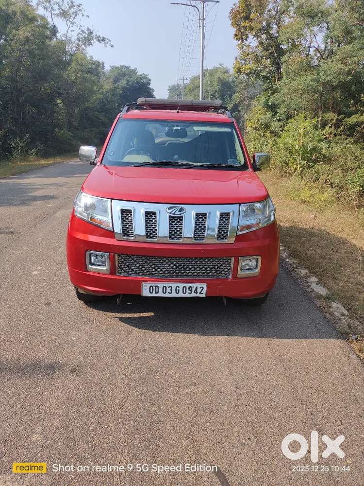 Mahindra Tuv 300 2016 Diesel Well Maintained