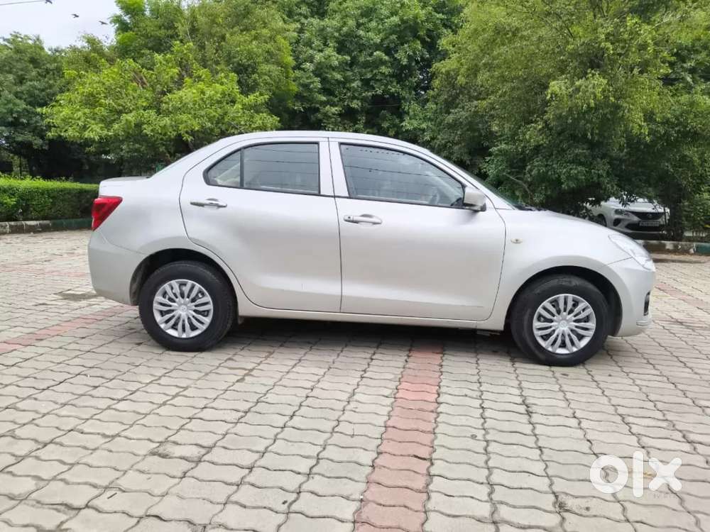 Maruti Suzuki Dzire 1.2 Lxi, 2019, Petrol