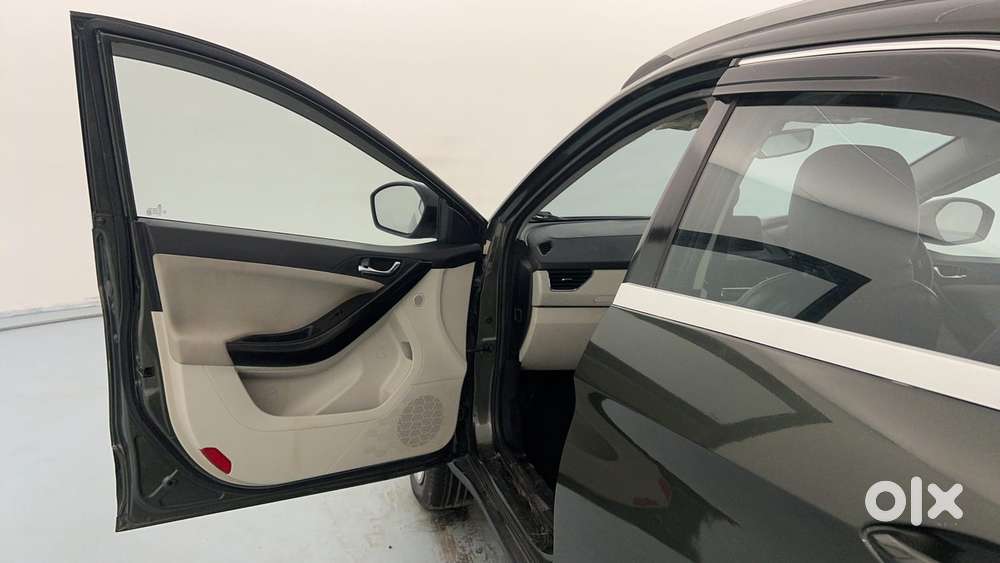 Tata Nexon 1.2 Revotron Xz, 2020, Petrol