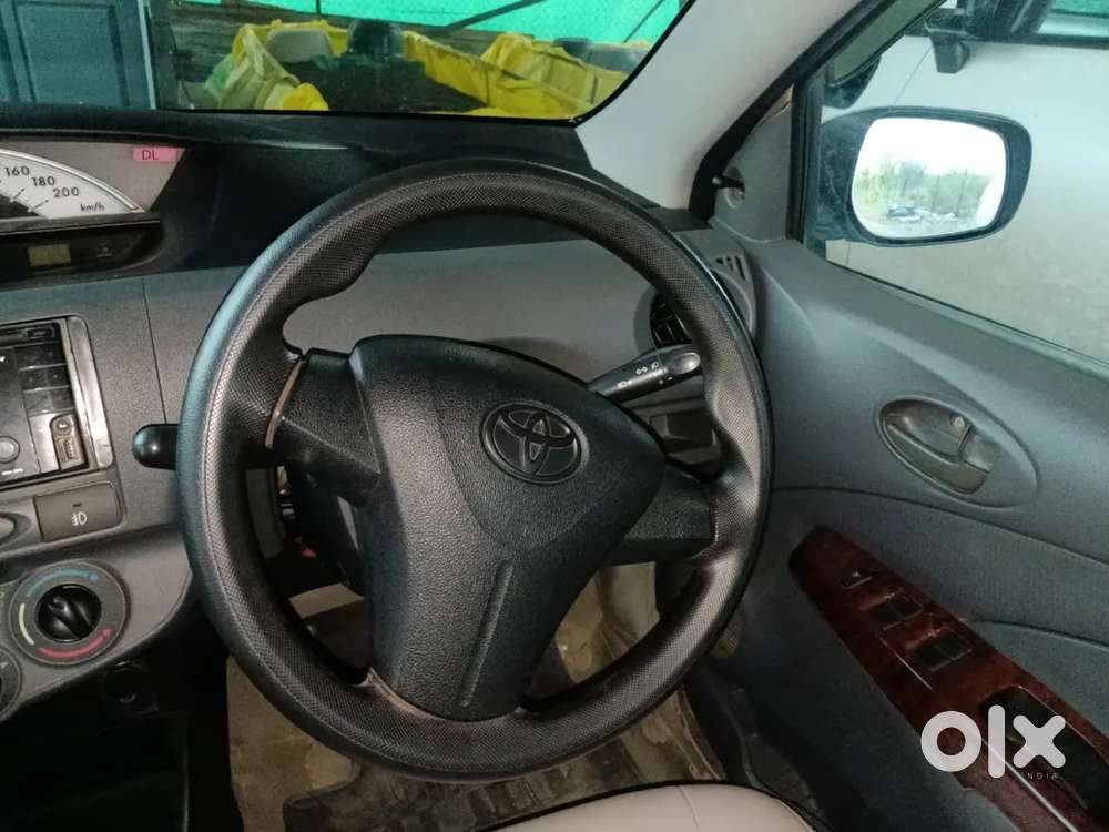Toyota Etios Gd 2012 Showroom Condition, Mileage Of 20km Per Litre