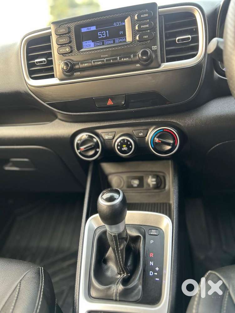 Hyundai Venue S Turbo Dct, 2019, Petrol