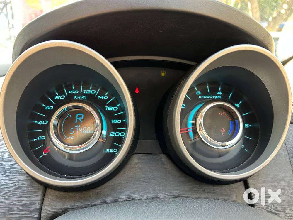 Mahindra Xuv500 W6 At, 2016, Diesel