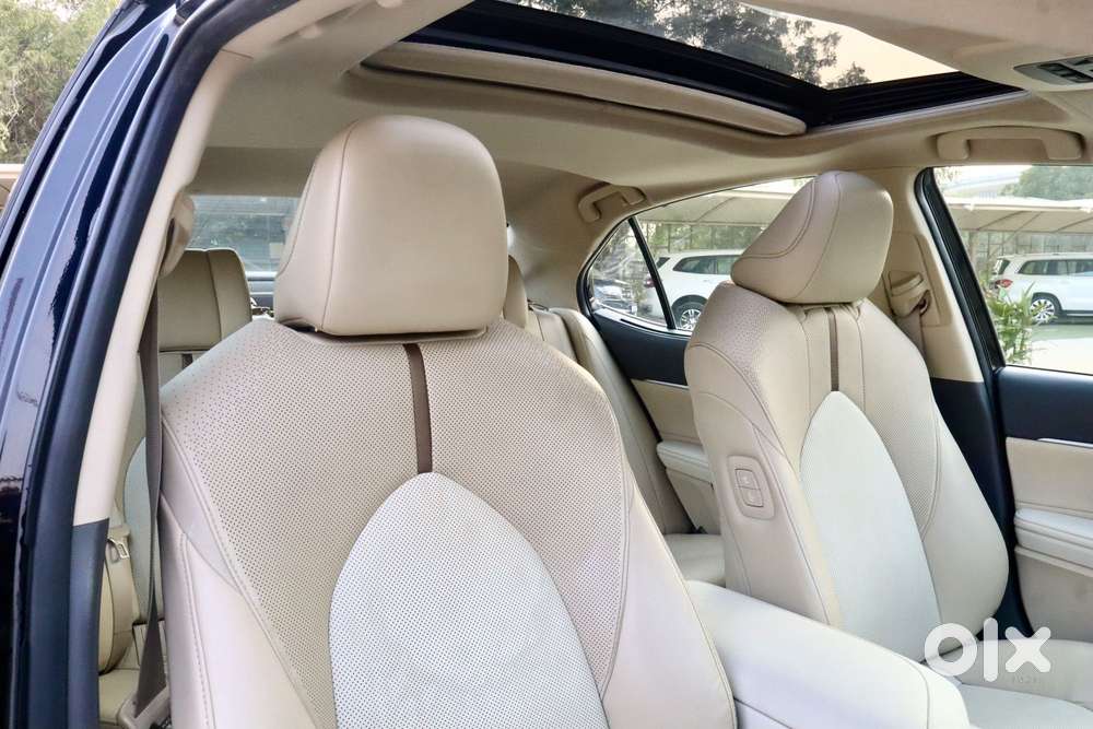 Toyota Camry [2019-ongoing] 2.5 Hybrid, 2021, Petrol