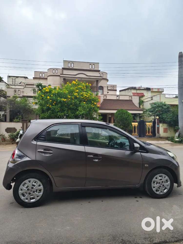 Honda Brio 2013 Petrol Mt