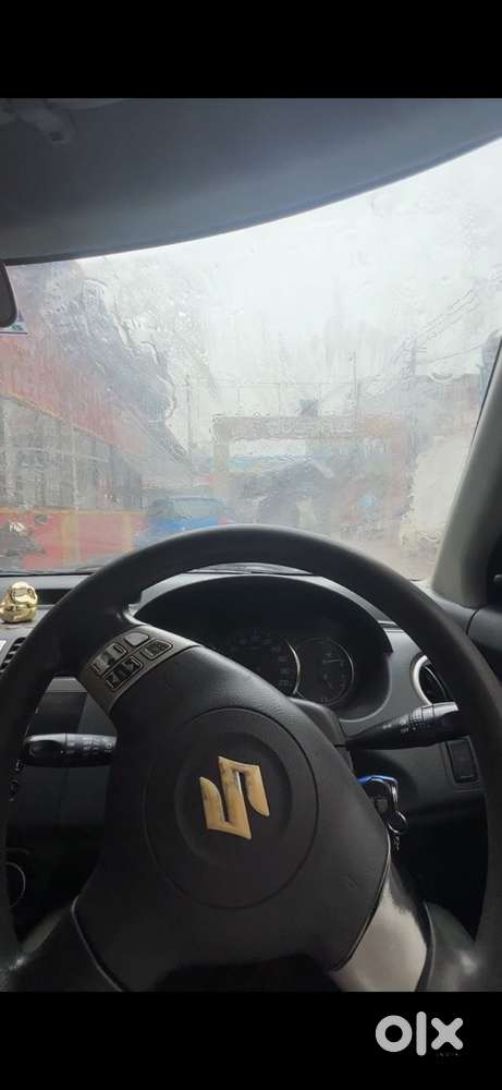 Swift 2010 Maruti Suzuki