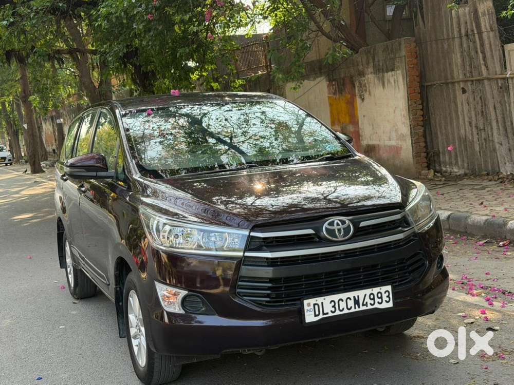 Toyota Innova Crysta 2018 Diesel Well Maintained