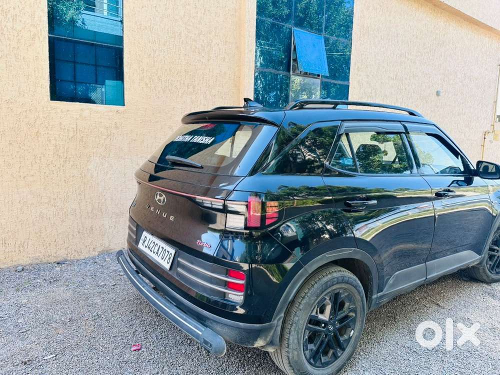 Hyundai New Venue 2023 Petrol Automatic 55000 Km Driven