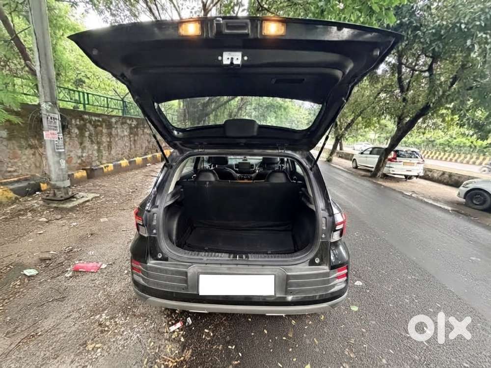 Hyundai Venue Petrol 2022