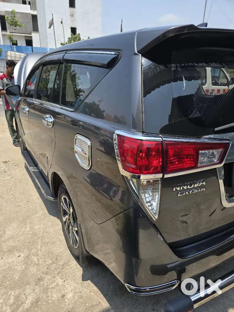 Toyota Innova Crysta 2021