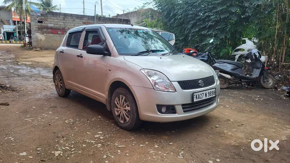 Swift Maruti Suzuki 2010 Year Lxi