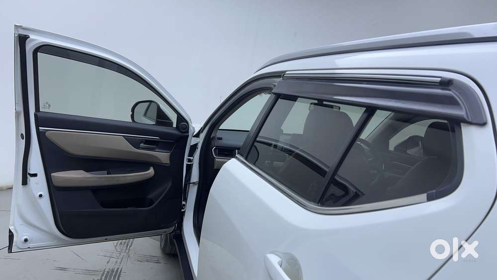 Honda Elevate Vx Mt, 2023, Petrol