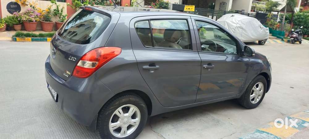 Hyundai I20 Sportz 1.2 Bs-iv, 2010, Petrol