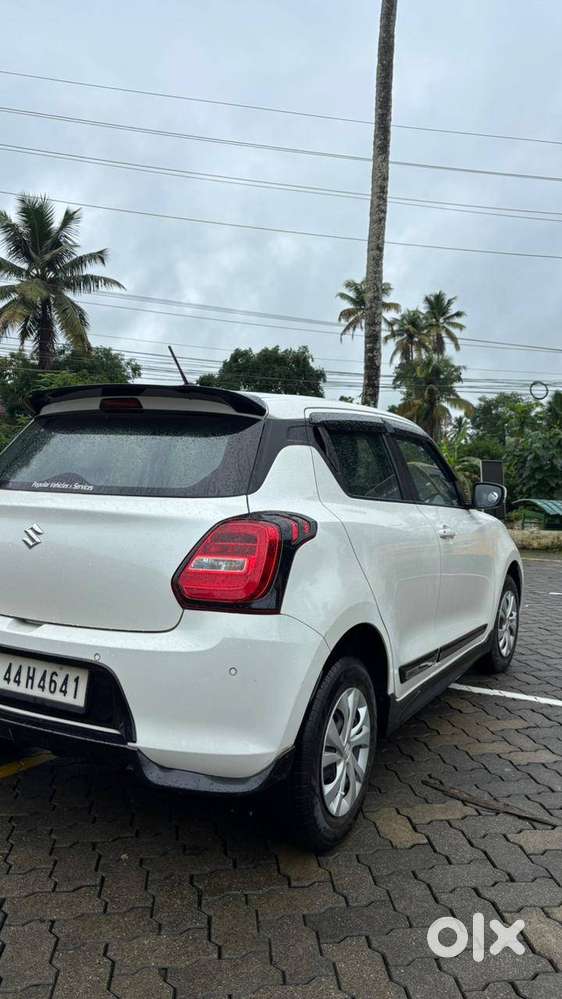 2022 Maruti Suzuki Swift Ags  Low Km  Excellent Condition