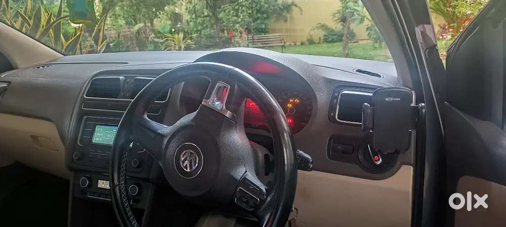 Volkswagen Vento 2013 Petrol Manual Highline