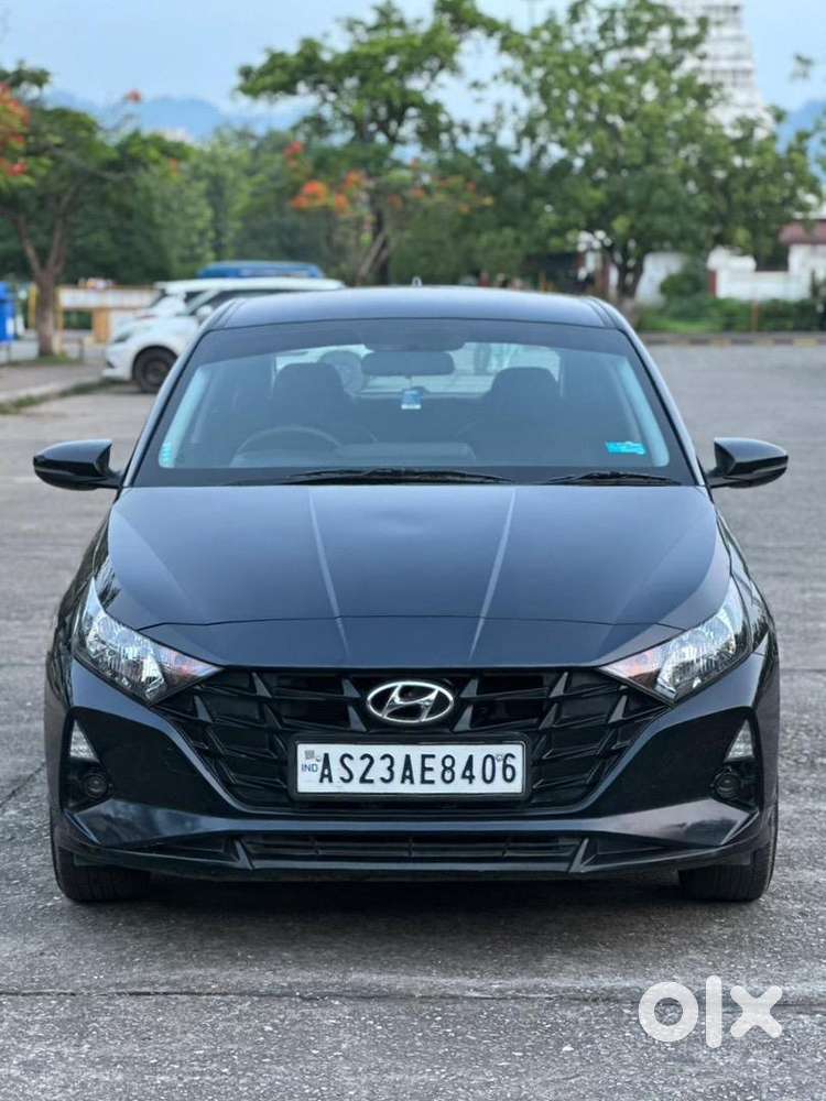 Hyundai I20 Sportz 2022 Petrol  16,000 Km  Like New Condition