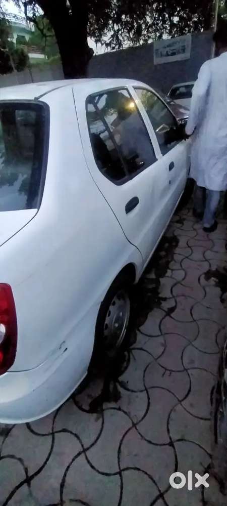 Tata Indigo Ecs Gls 2017 Car