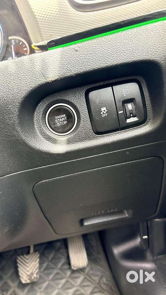 Hyundai Car Diesel 2022 Top Model Sunroof