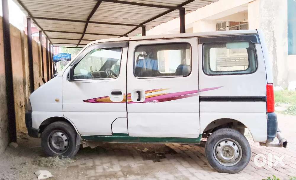 Ecco 2016 Cng Petrol