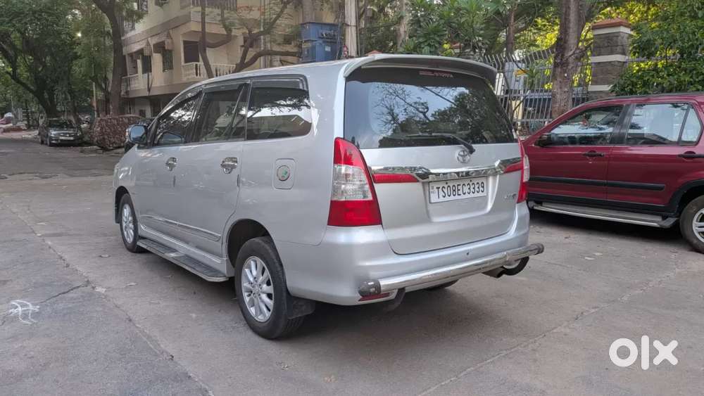 Toyota Innova 2.5 Vx 7 Seater Bs Iv, 2014, Diesel