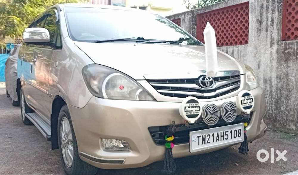 Toyota Innova 2.5v 2011model Single Owner Fc-25-02-2031 Company Servic