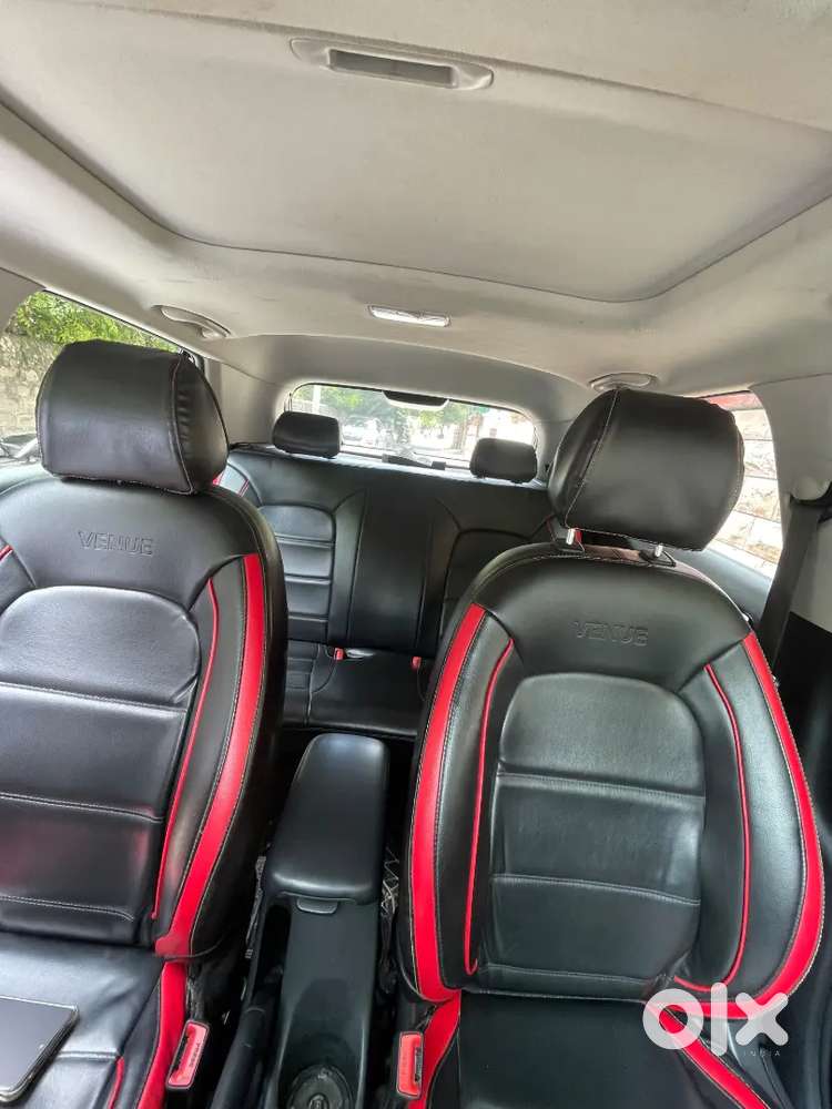 Hyundai Venue 1.0 Turbo Sx+ Dct 2019  Single Owner  ₹9 Lakh