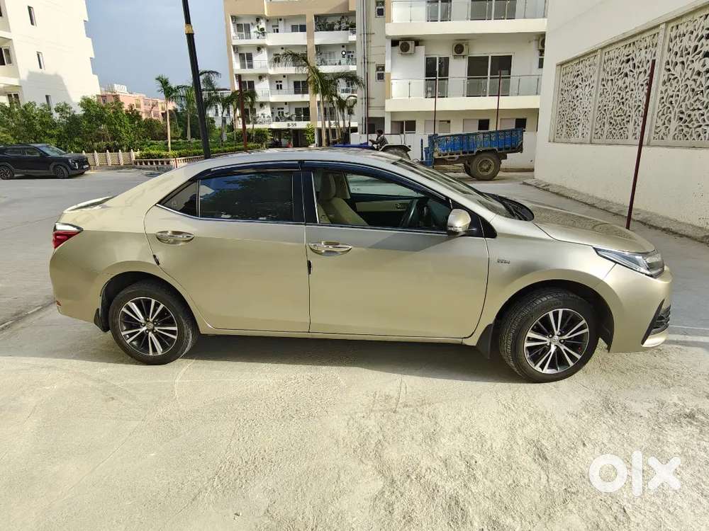 Top Model Toyota Corolla Altis 2019 Vl