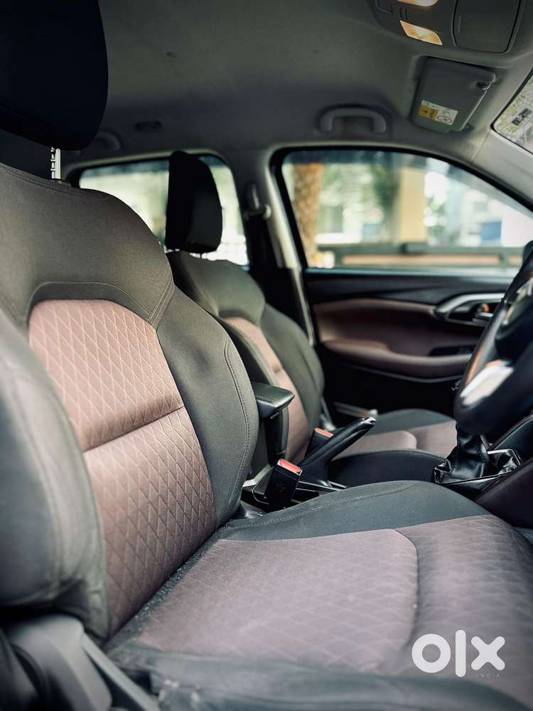 Maruti Suzuki Grand Vitara 1.5 Zeta Smart Hybrid, 2023, Petrol