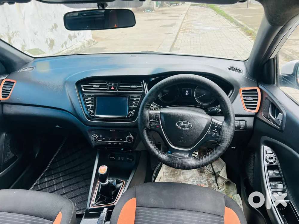 Hyundai I20 Active 2015 Petrol Well Maintained