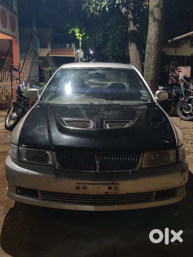 Mitsubishi Lancer 2.0 Lxd 2004