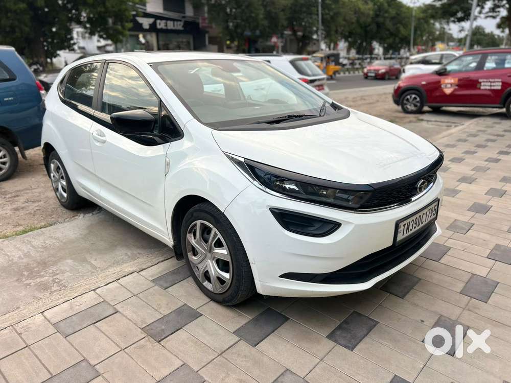 Tata Altroz 1.2 Xm Rhytm Plus Style Petrol, 2024, Petrol
