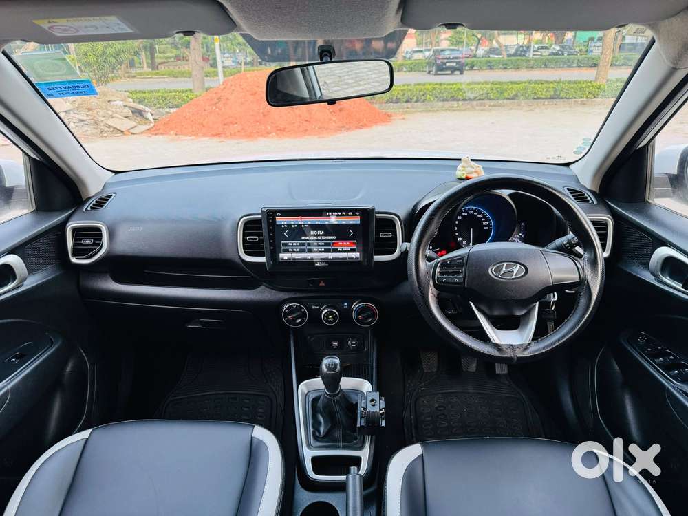 Hyundai Venue S 1.2 Petrol, 2021, Petrol