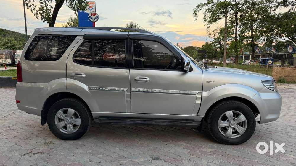 Tata Safari Storme Vx, 2018, Diesel