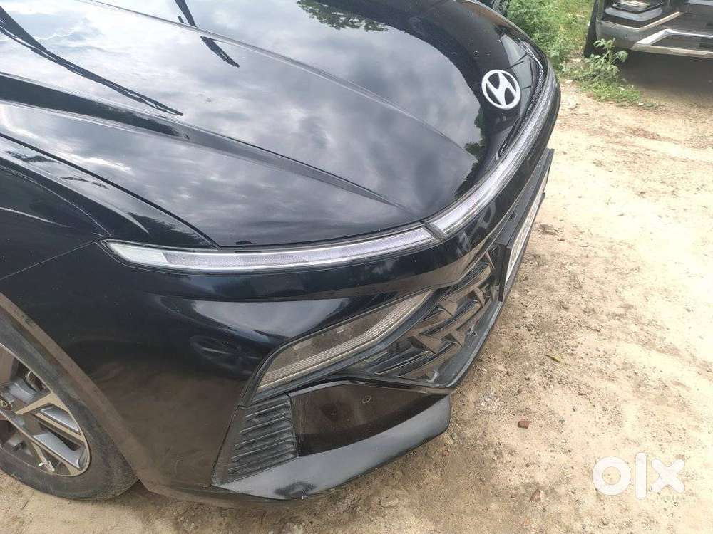 Hyundai Verna 1.5 Mpi Mt Sx (o), 2023, Petrol