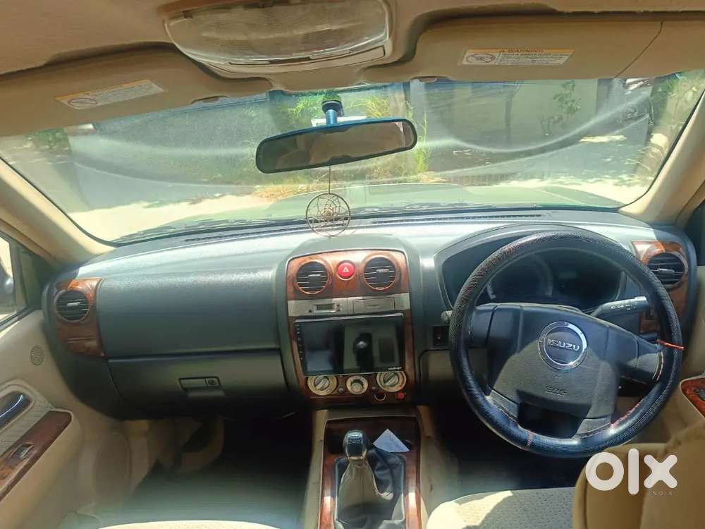 Isuzu Mu 7 Diesel 2014
