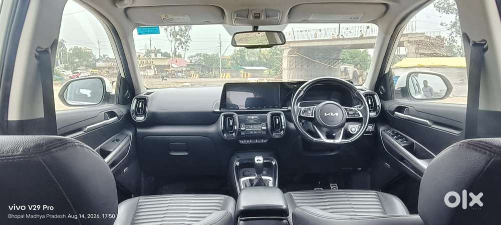 Kia Sonet, 2021, Petrol