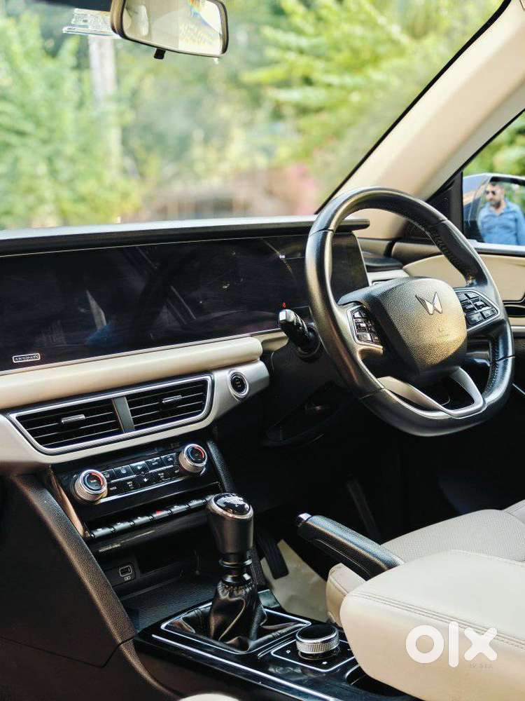 Mahindra Xuv700 2.2 Ax 7 Diesel Mt Str, 2022, Diesel