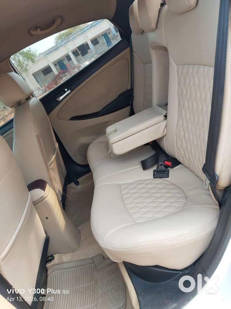 Hyundai Verna Crdi Vgt Sx 1.5, 2011, Diesel