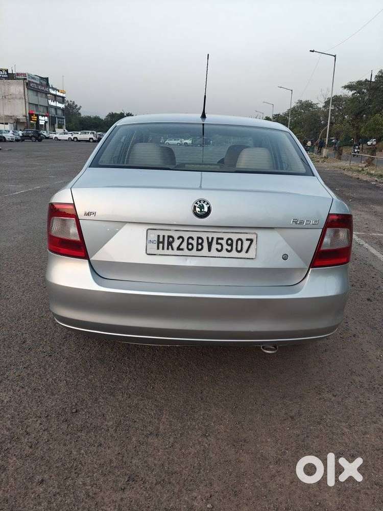 Skoda Rapid 2013-2016 1.6 Mpi At Ambition Plus, 2012, Petrol