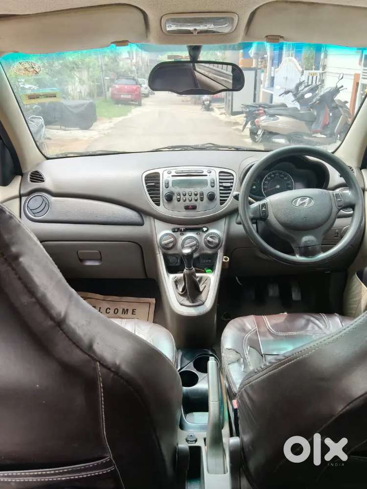 Hyundai I10 Sportz 2011