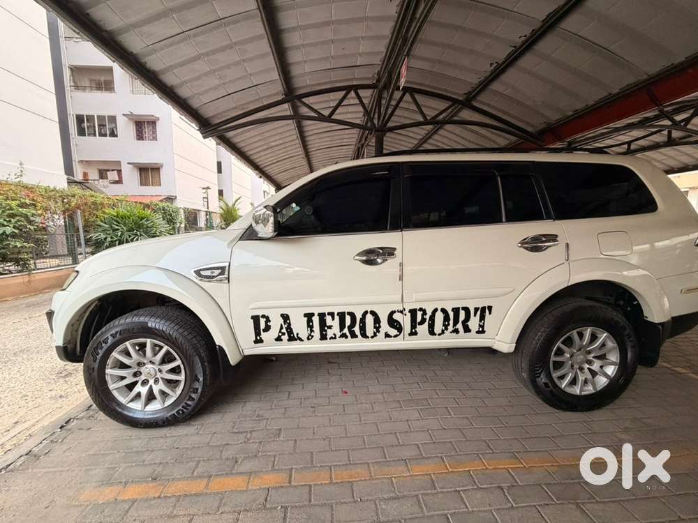 Mitsubishi Pajero Sport 2012