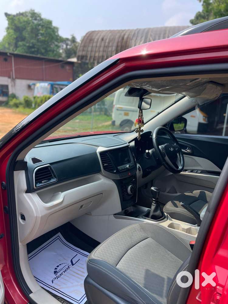 Mahindra Xuv300 W8 Option, 2019, Petrol