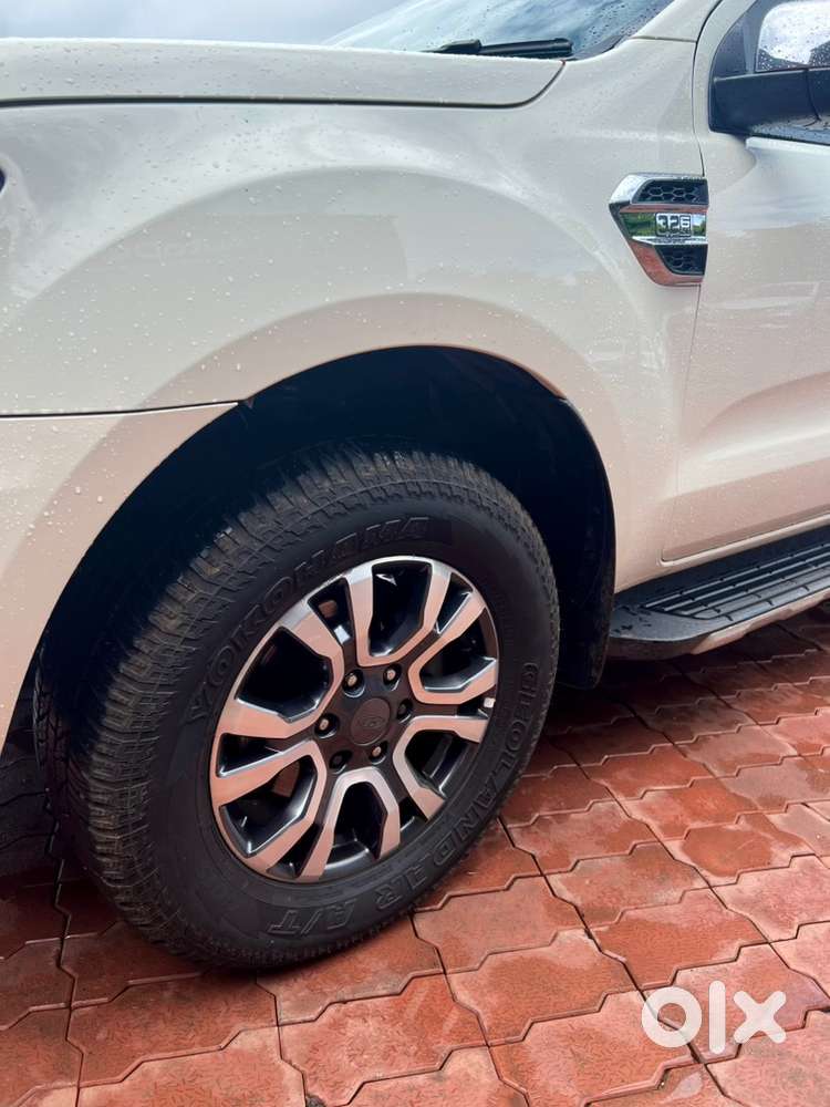 Ford Endeavour Titanium Plus Diesel