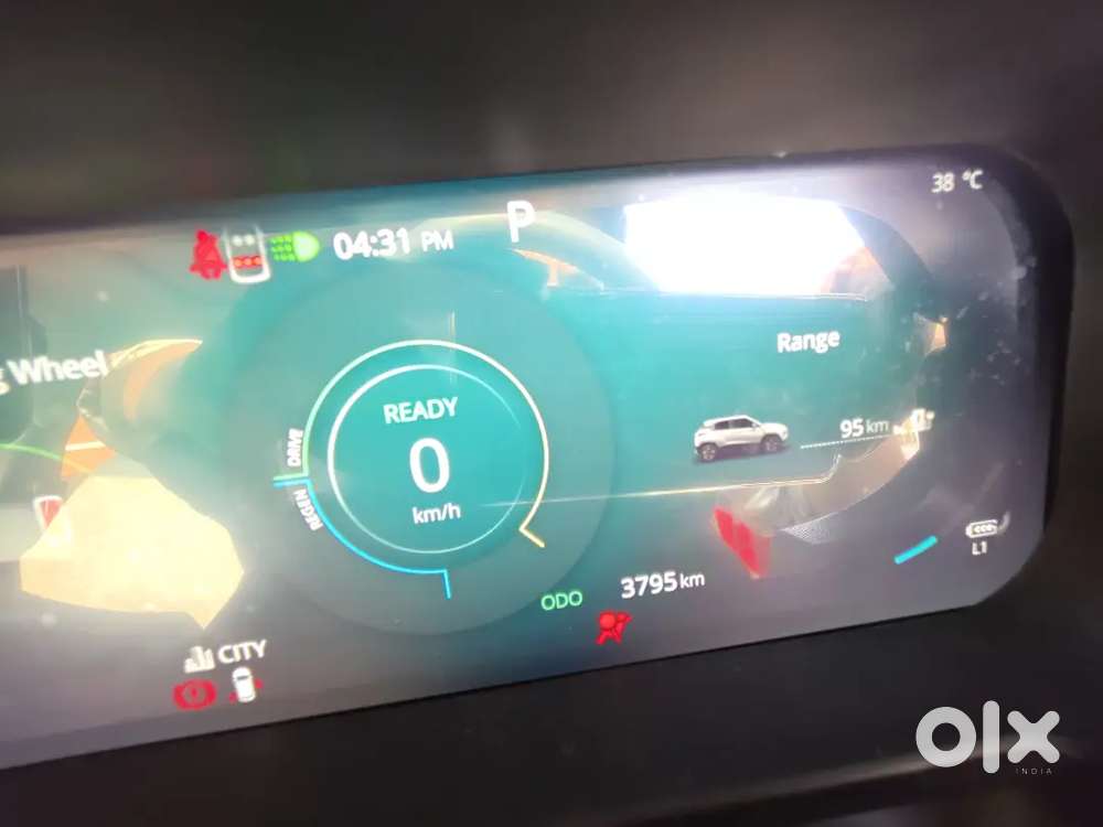 Tata Punch Ev Topend - Sunroof Ventilated Seats 420 Kms Range