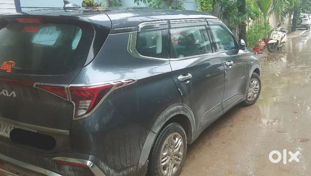 Kia Carens 2024 Petrol 9000 Km Driven