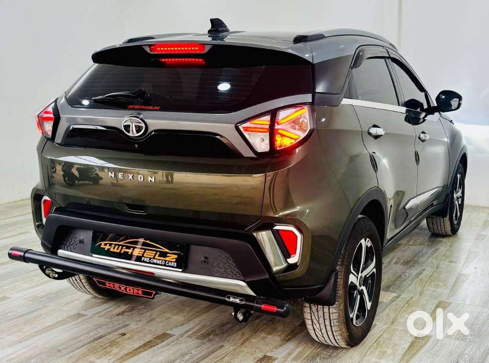 Tata Nexon 1.2 Revotron Xza Plus (l) Dual Tone, 2023, Petrol