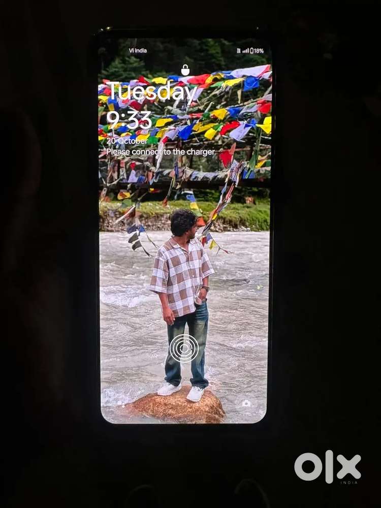 OnePlus 9r 8/128hai full candisoin mobile charger hai