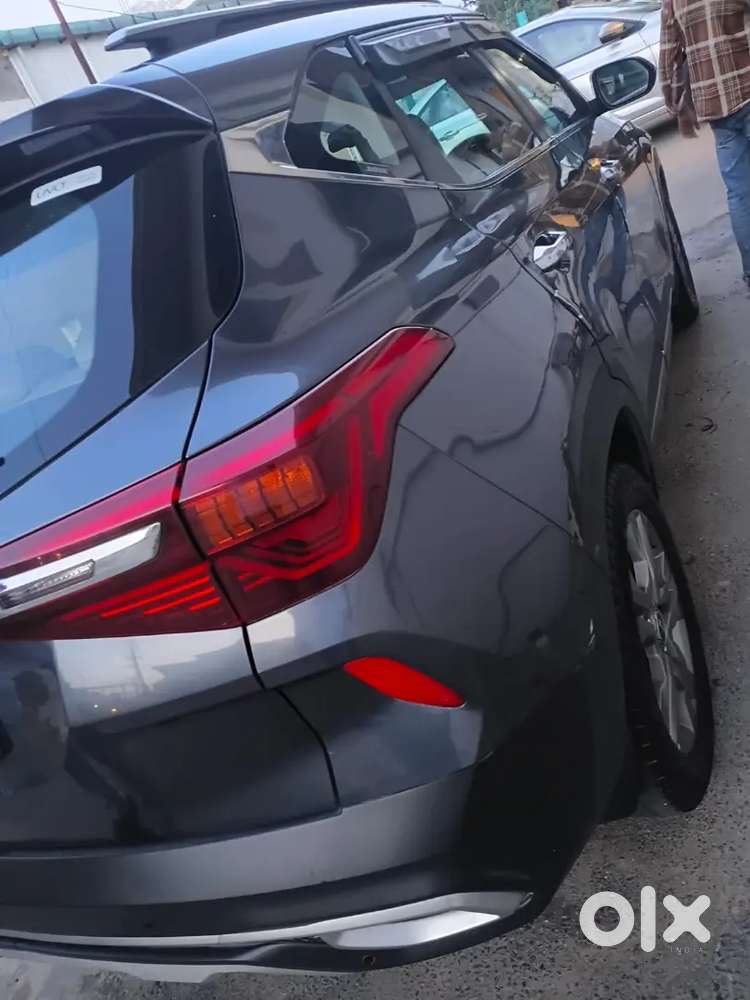 Kiaseltos Diesel Sunroof 2019 December Push Button Start L